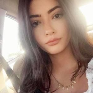 Meet your Posher, Mya